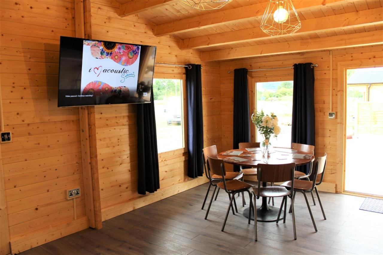 Inviting 3-Bedroom Lodge In Ashton Under Hill Evesham Eksteriør bilde